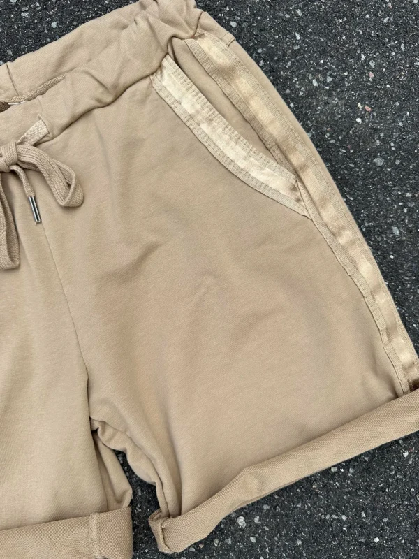 Fashion By Atlas shorts Shorts