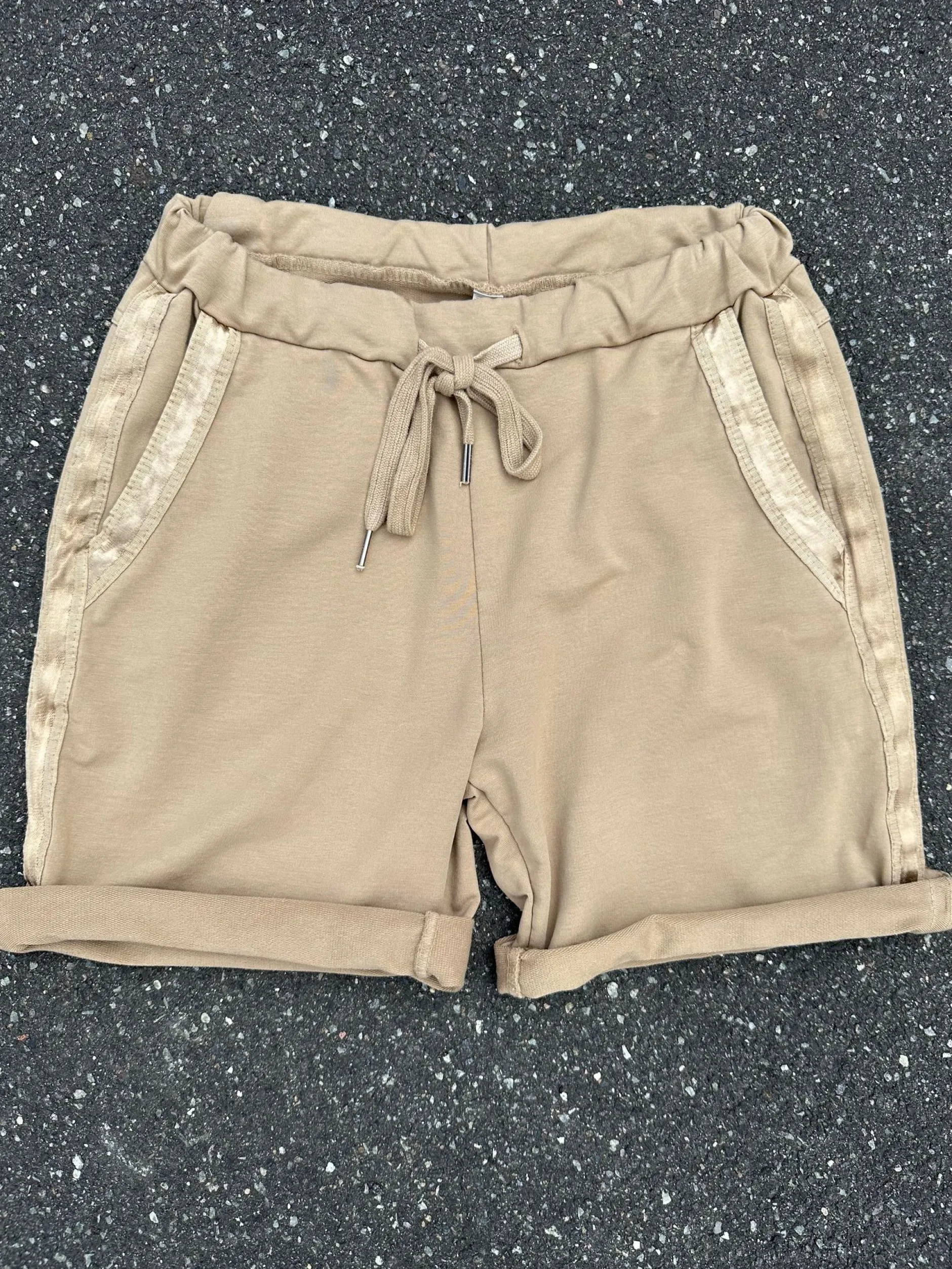 by_engbork_atlas_shorts_b_2.webp Fashion By Atlas shorts Shorts