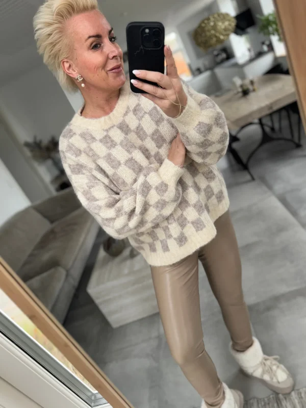 Online By CHECK strik Strik