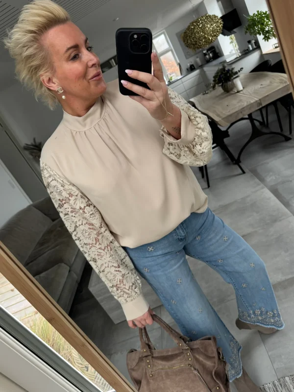 Outlet By Liane bluse lace Bluser
