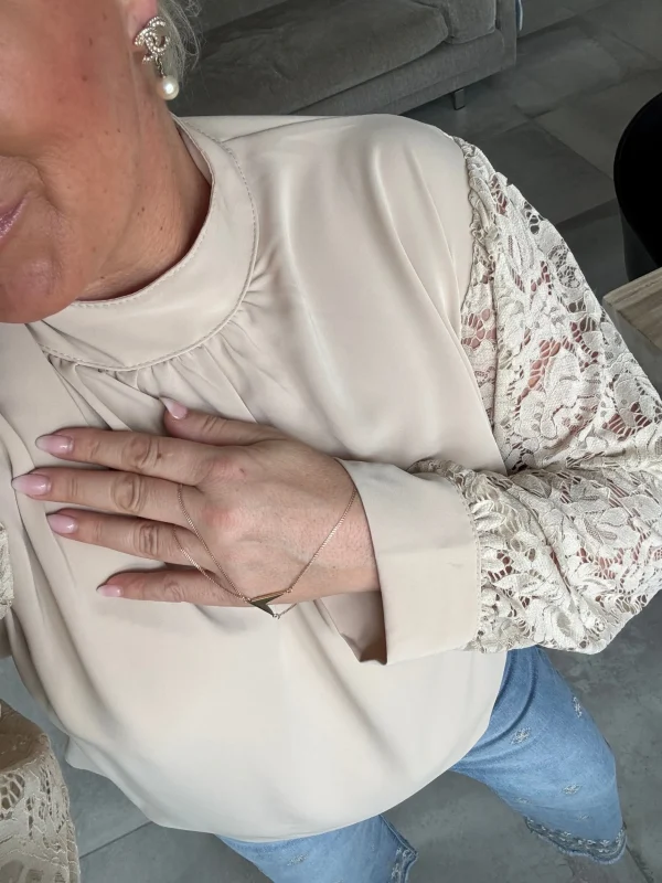 Outlet By Liane bluse lace Bluser
