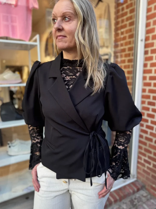 Sale By Liza blonde bluse Bluser