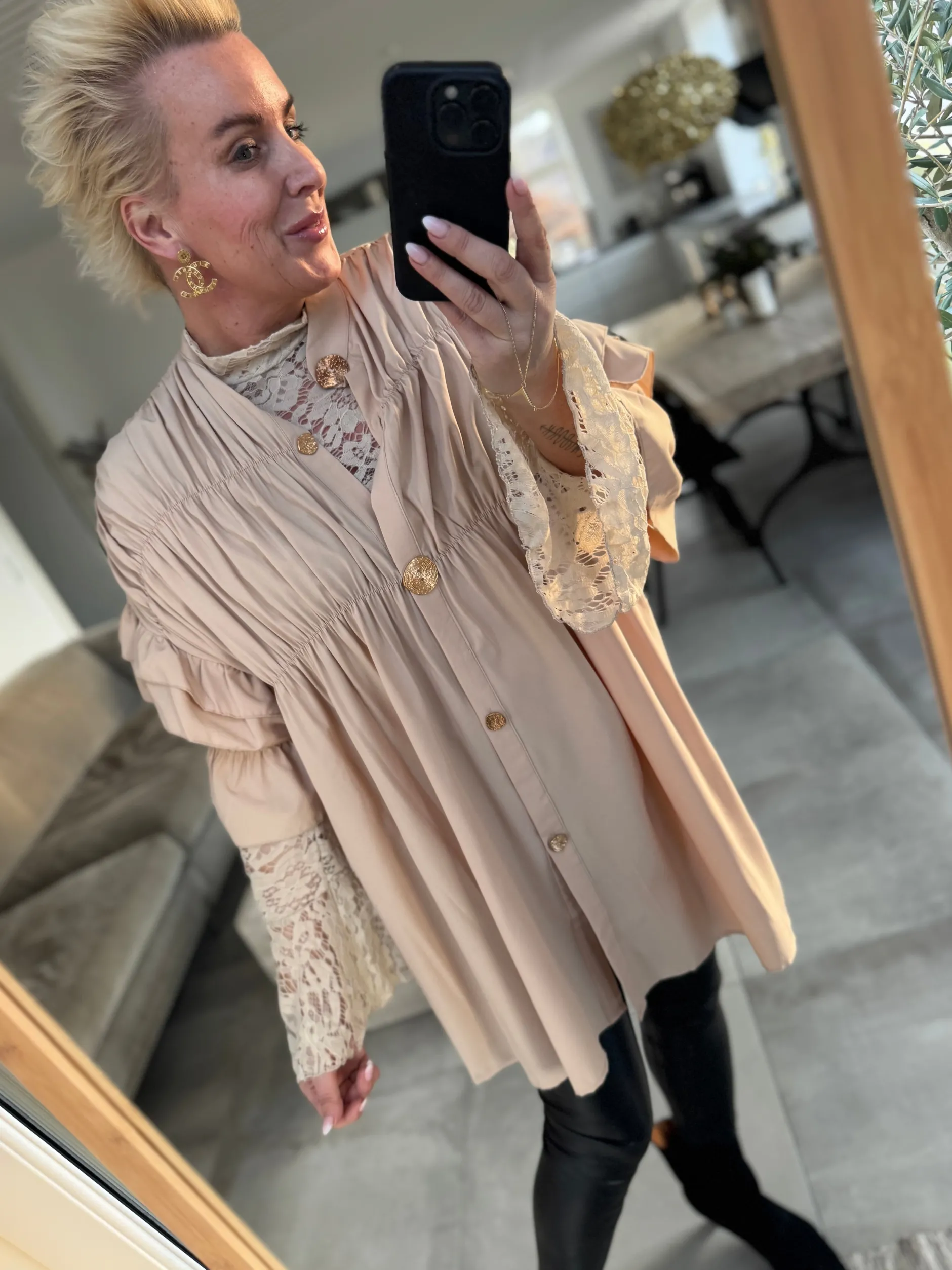 by_engbork_liza_blonde_bl_7.webp Fashion By Liza blonde bluse Bluser