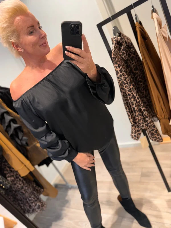 Sale By Ofelia satin bluse Bluser