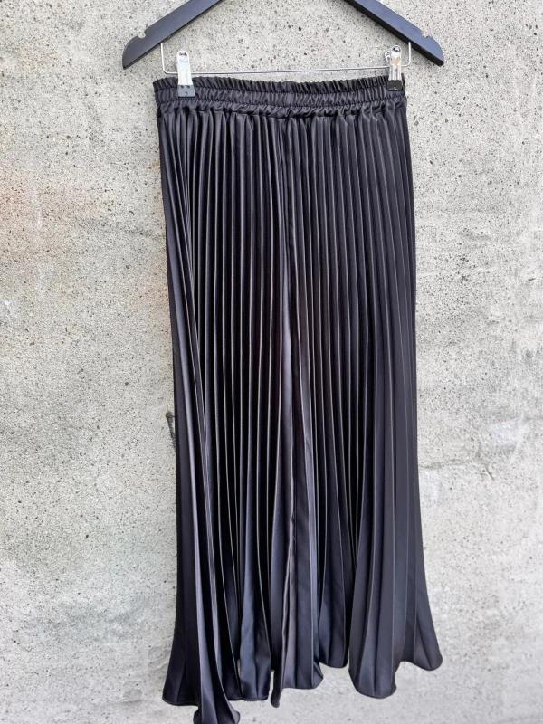 Clearance By Paloma plisse skirt Nederdele