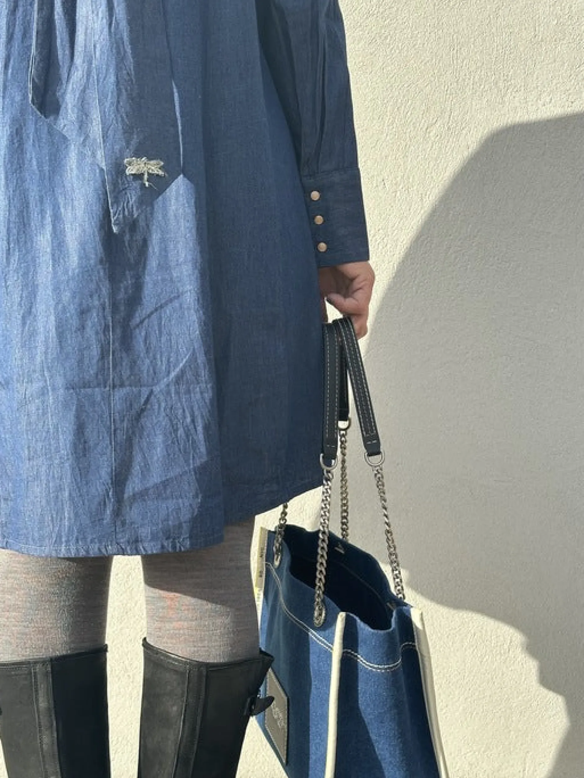 gaspar__bow_denim_dress_b_11.webp Discount 2407711 Bow denim dress Kjoler | Kjoler