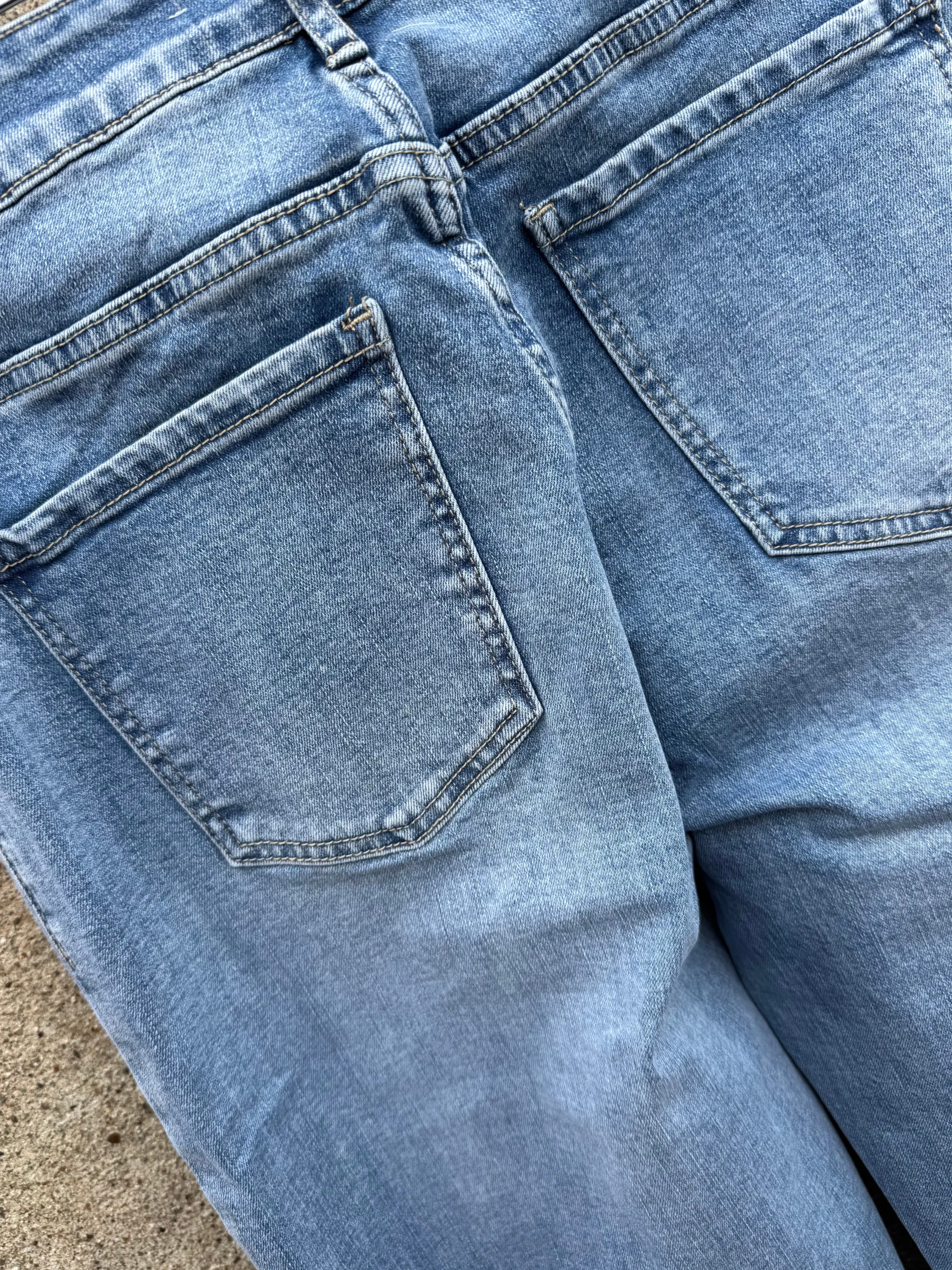lecoco__sanna_bukser_deni_3.webp Hot 34651 Sanna bukser denim Bukser