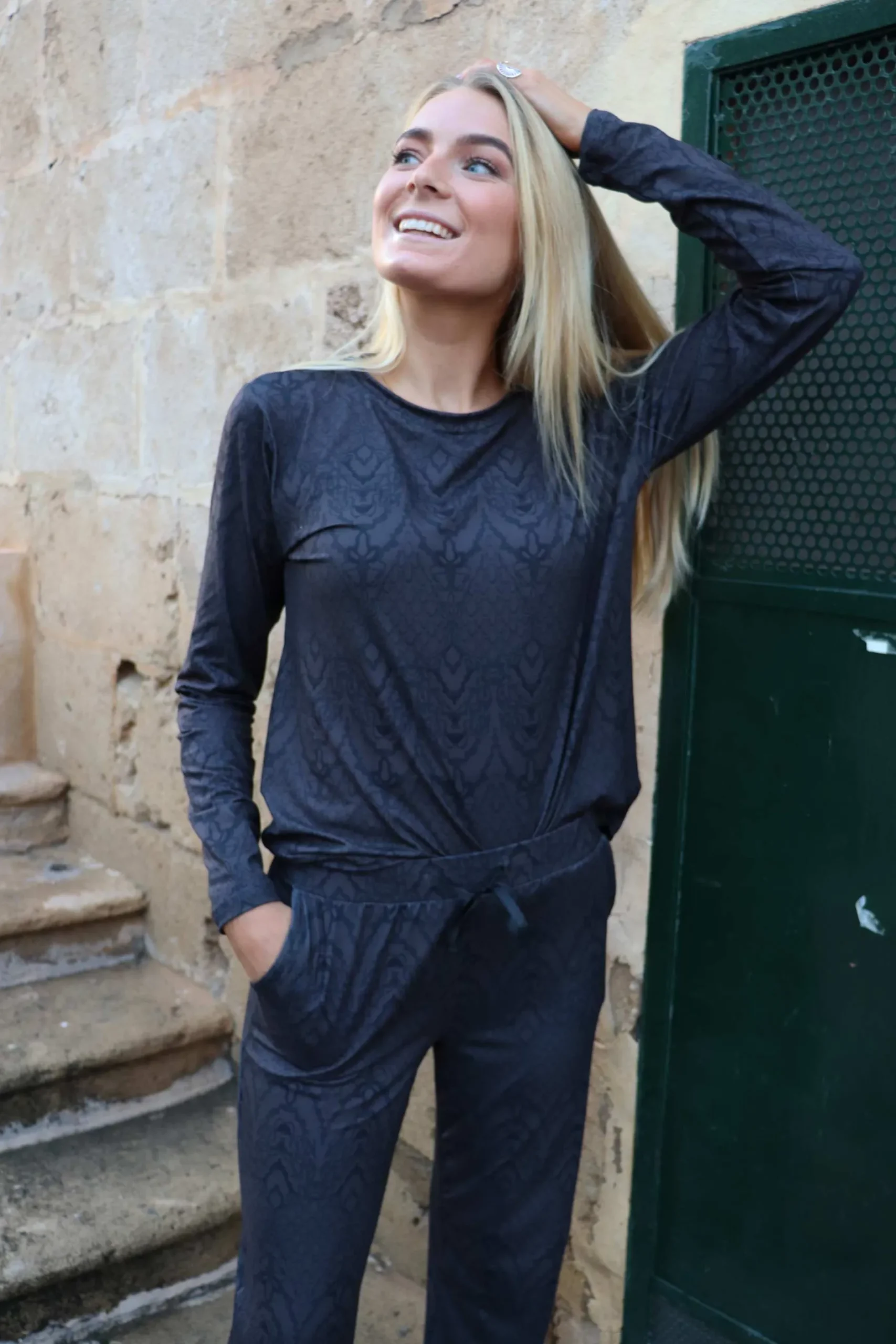 liberte__alma_ls_top_dark_3-1.webp Clearance Liberte 9504 Alma LS top dark grey Bluser
