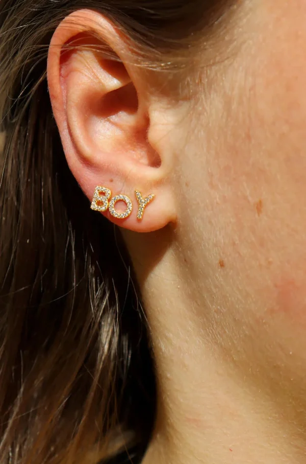 Best M01014 Alphabet crystal stud gold I Smykker