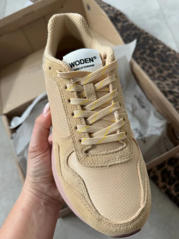 Clearance WL707 Mathilde runner leather Fodtøj